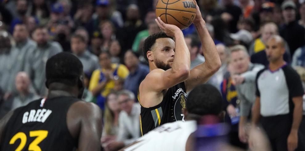 Curry se sale, los Celtics impresionan y los Lakers siguen en caída libre